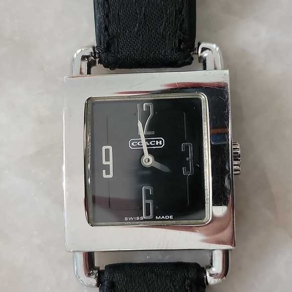 Ladies Coach Watch Square Dial Model 0221. 36MM - Picture 9 of 9